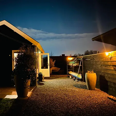 Near Reeuwijkse Plassen * Reeuwijk