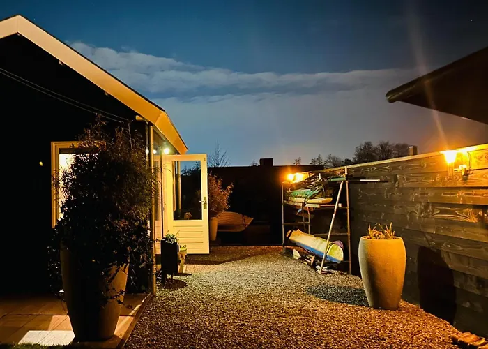 Near Reeuwijkse Plassen * Reeuwijk