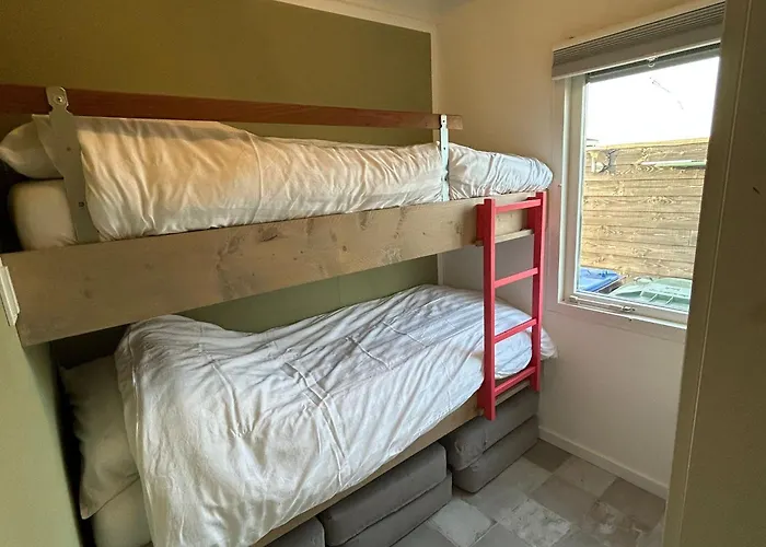 בית נופש Near Reeuwijkse Plassen *