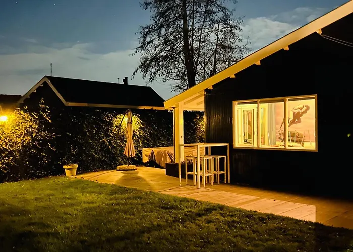 بيت للعطل Near Reeuwijkse Plassen